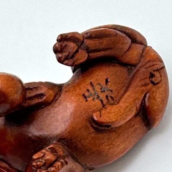 Ojime Netsuke 2 Foo Dog Lion Figurines Hand-Carved Boxwood Signed No Hole #2.3 - Picture 8 of 9